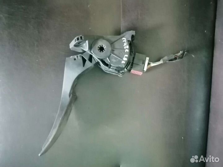 Педаль газа электрическая Chevrolet Cruze