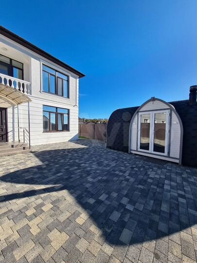 2-к. квартира, 75 м², 1/2 эт.