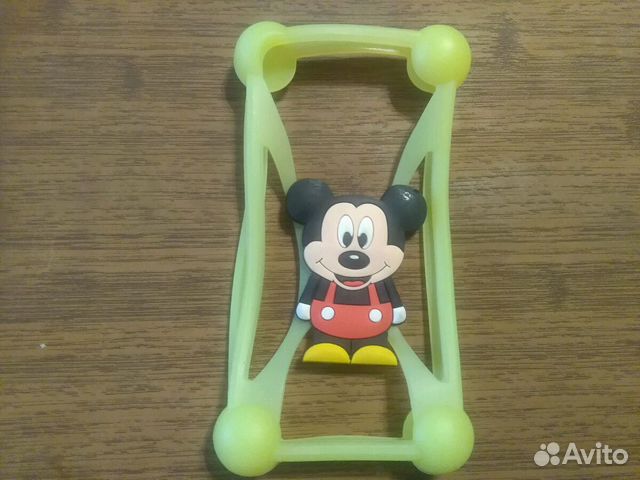 Чехол на телефон