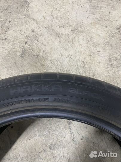 Nokian Tyres Hakka Black 225/45 R19 96W