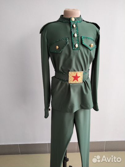 Костюм для фигурного катания