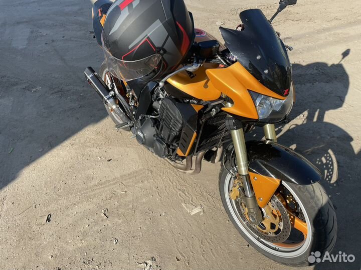 Kawasaki z1000