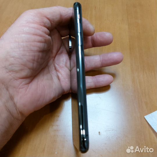 iPhone Xs, 256 ГБ