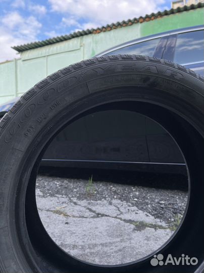 Goodyear Vector 4Seasons 205/50 R17
