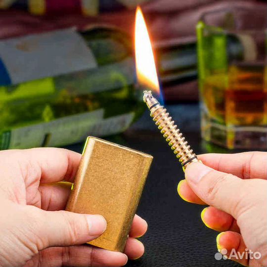 Латунная зажигалка-спичка, Острые Козырьки