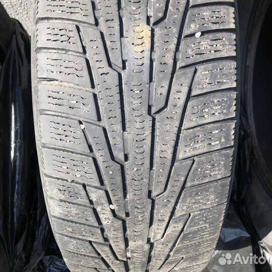 Goodyear Aquatred 215/65 R16 98K