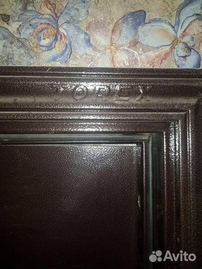 Дверь входная металлическая