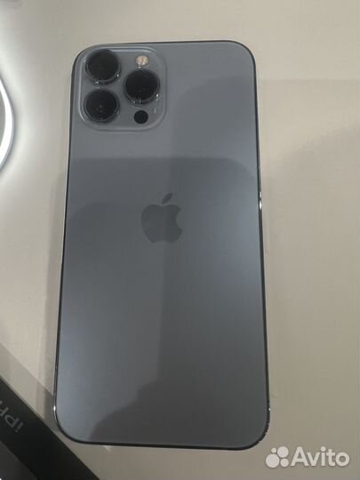 Заднее стекло,камера,бампер на iPhone Pro Max 13