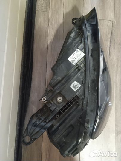 Фара передняя правая mercedes GLE 167