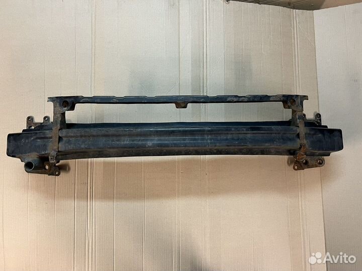 Усилитель переднего бампера Skoda Octavia A5