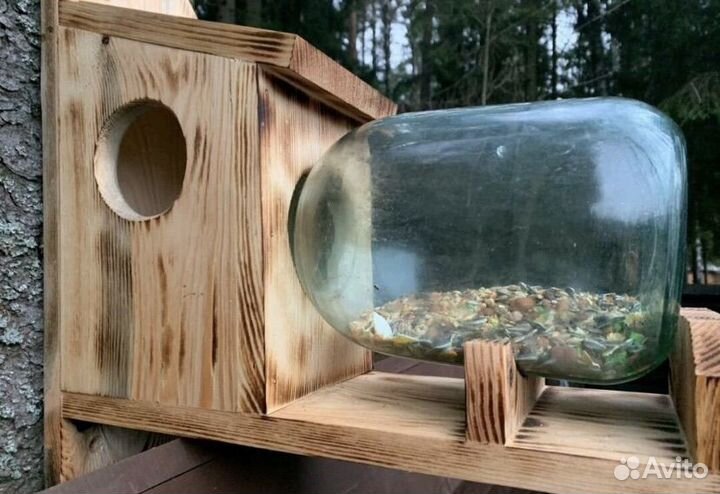 Кормушка для белок/ Бельчатник деревянный