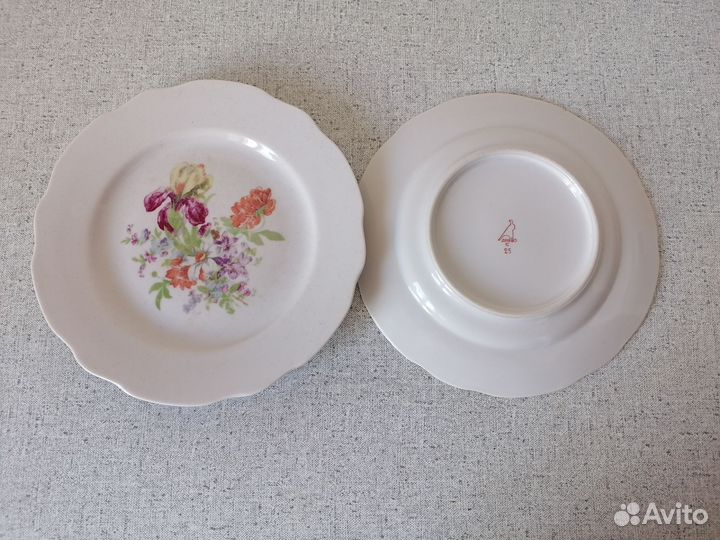 Тарелки и блюдца. Форфор. Дулёво. СССР