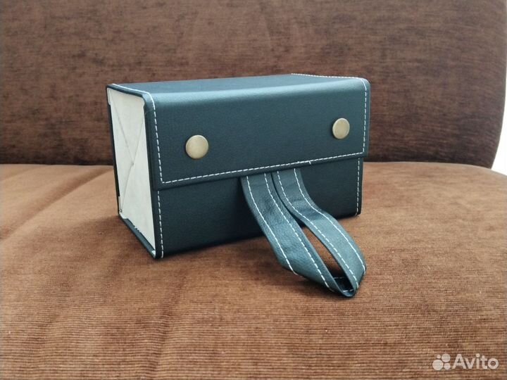 Многослойный футляр для очков