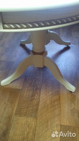 Продам стол слоновая кость патина золото