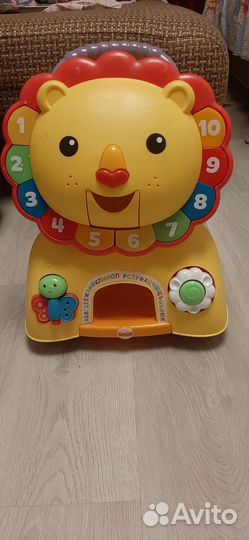 Каталка толокар, ходунки, львенок Fisher price