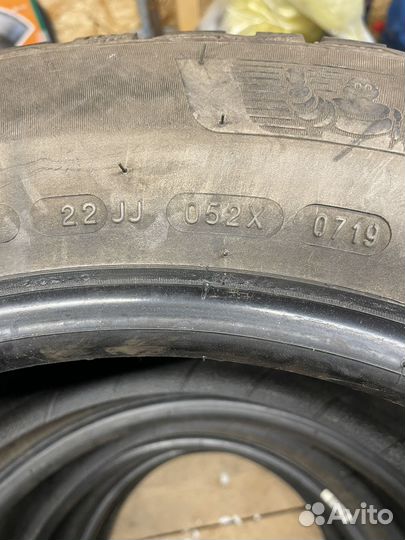 Michelin X-Ice North 4 235/55 R17 104