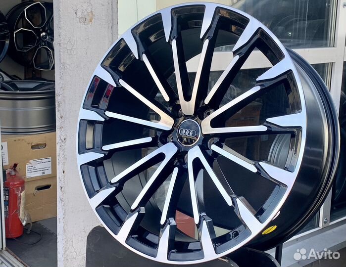 Дтски Ауди А4 А5 А6 А7 А8 r18 5/112