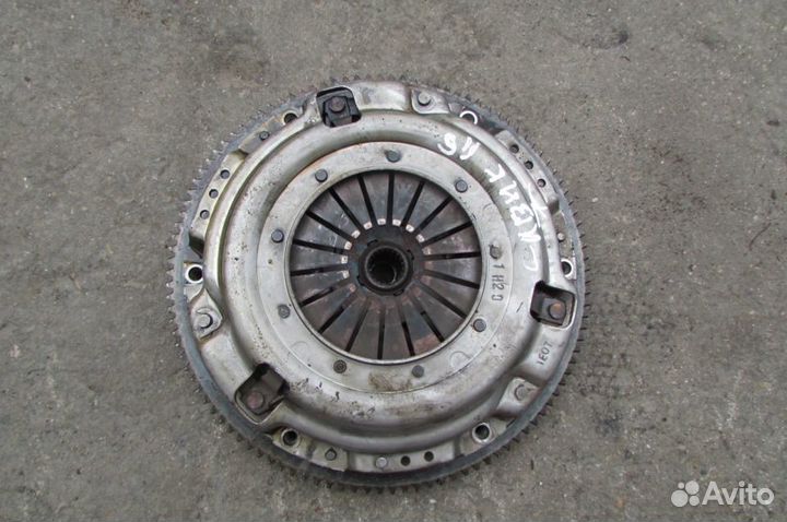 Маховик / Сцепление Honda Civic 7 1.6 D16V1 Vtec