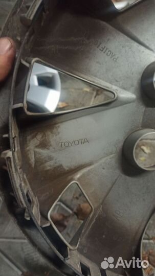 Колпаки toyota на 15