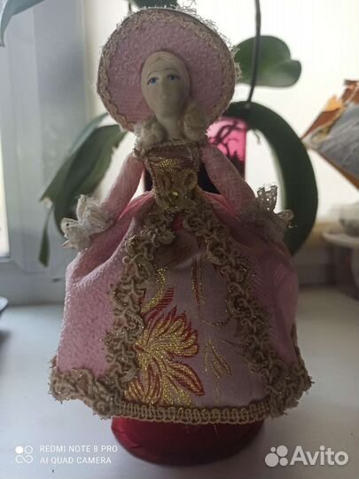 Кукла шкатулка