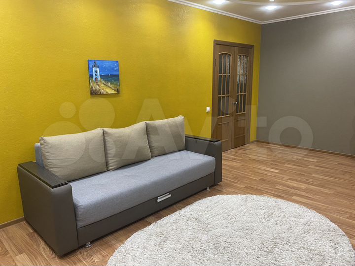 2-к. квартира, 54 м², 5/10 эт.