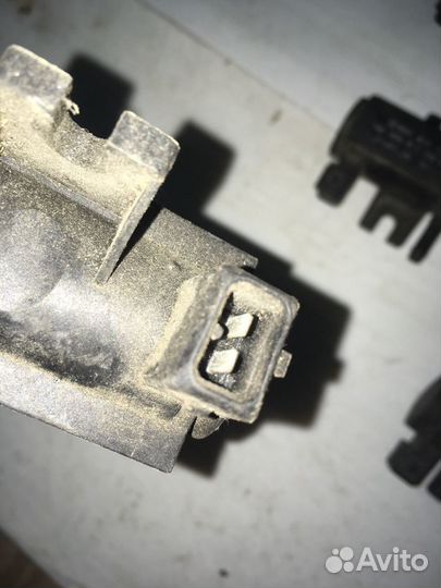 Клапан турбины 1H0906627