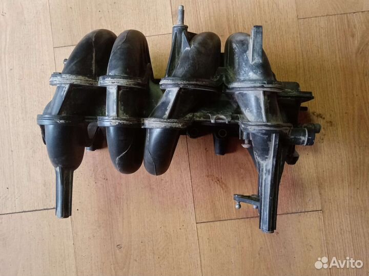 Коллектор впускной Рено логан 1 1.4 1.6 с 05-14г