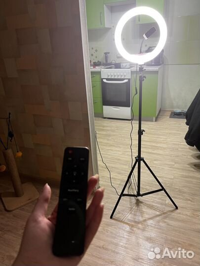 Кольцевая лампа со штативом бу