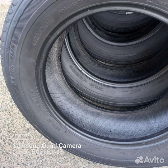 Michelin Latitude Tour HP 235/60 R17 102V