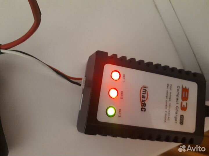 Зарядное устройство B3 imax PRO