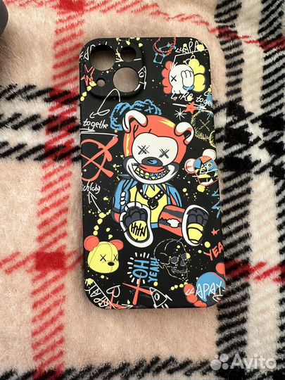 Чехлы на телефон iPhone 14