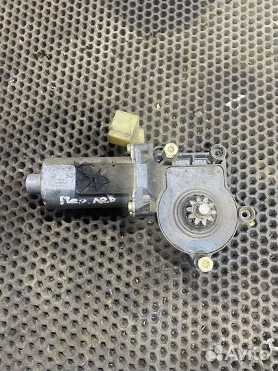 Моторчик стеклоподъёмника Volvo S80 Вольво