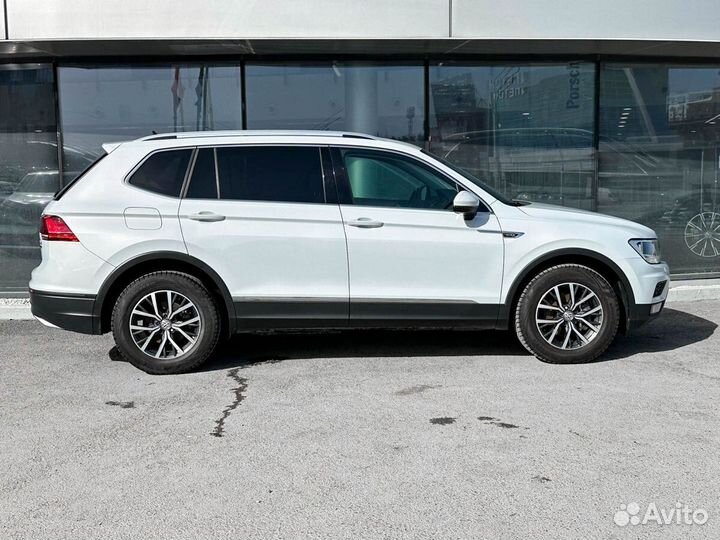 Volkswagen Tiguan 2.0 AMT, 2018, 137 001 км