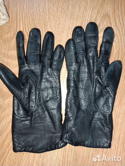 Комплект Шерстяные шапки кожаные перчатки