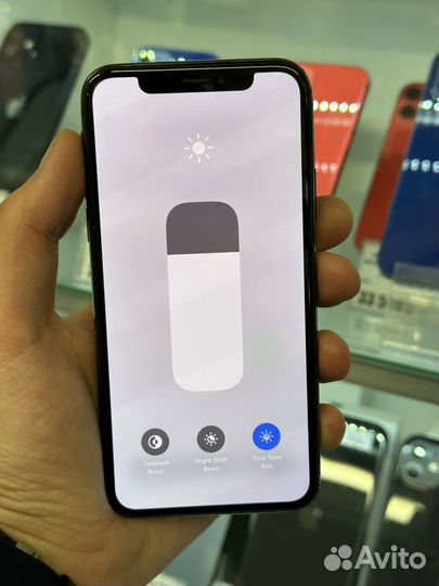 iPhone X, 64 ГБ