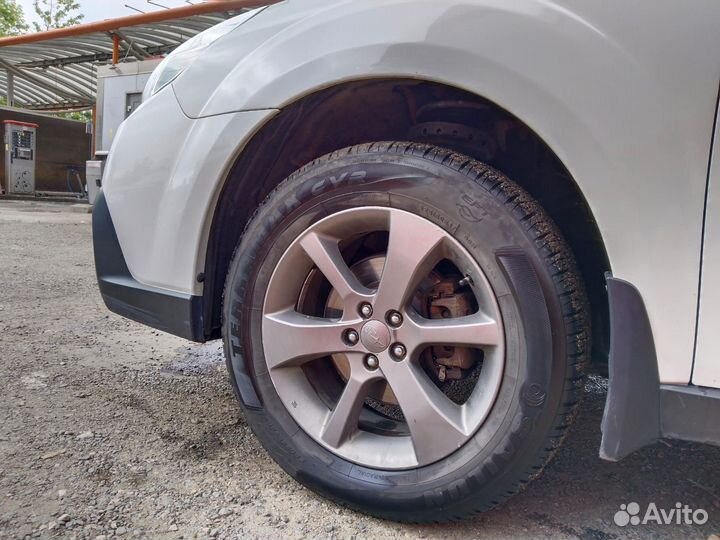 Subaru Outback 2.5 CVT, 2014, 200 000 км