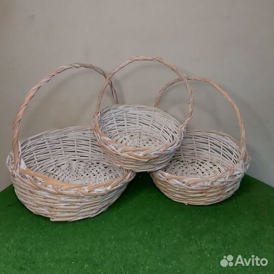 Корзины плетеные из лозы