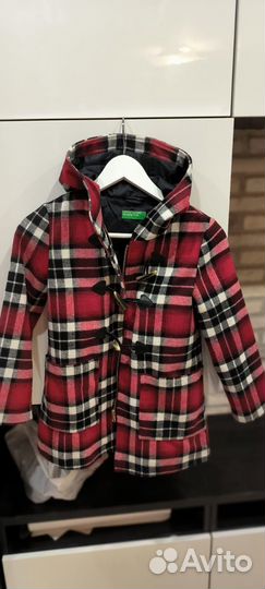 Пальто для девочки benetton