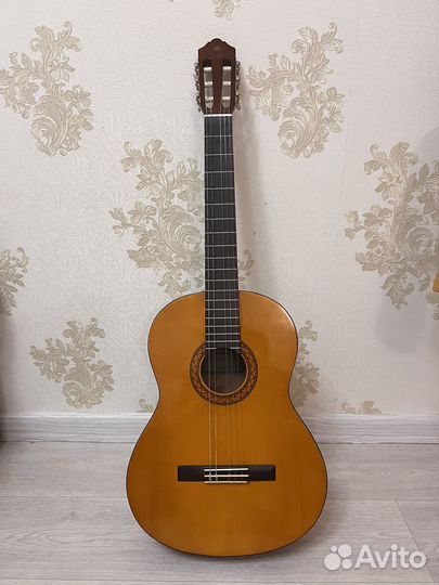 Гитара Yamaha C40