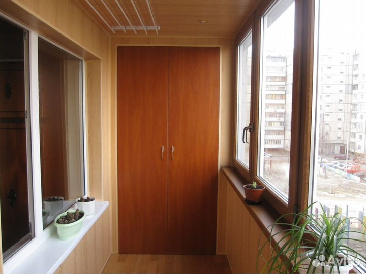 Остекление и отделка балконов