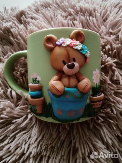 Кружка с декором из полимерной глины