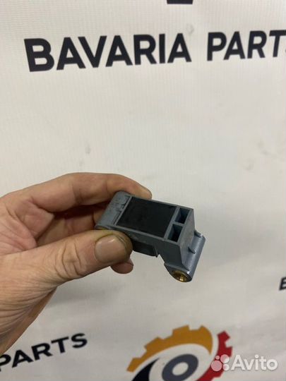 Датчик удара Bmw 5 F10 2.5 N52 2010