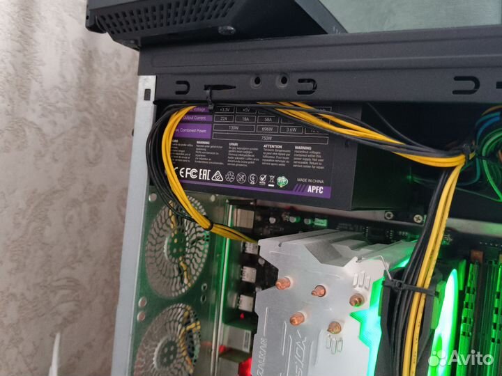 Блок питания 750w aerocool