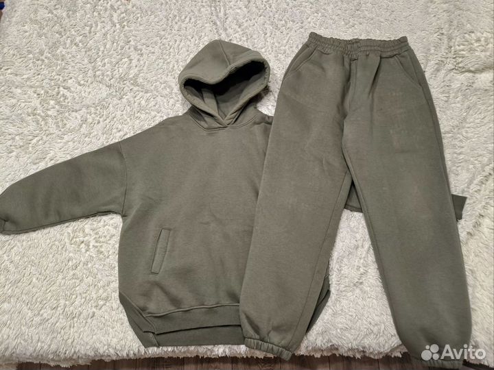 Спортивный костюм женский теплый на флисе