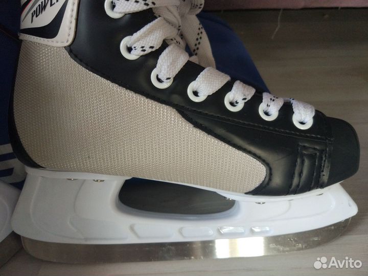 Коньки хоккейные