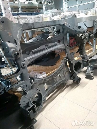 Подрамник передний бмв х3 ф25 новый