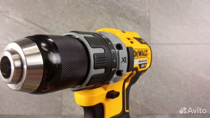 Шуруповерт Dewalt DCD791