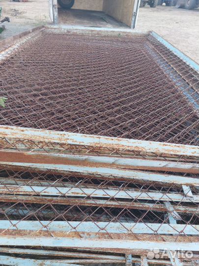 Забор из сетки рабицы бу