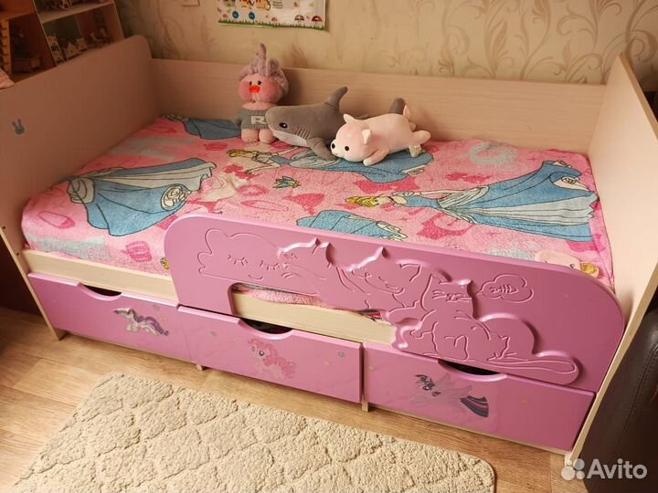 Детская кровать от 3 лет с бортиками