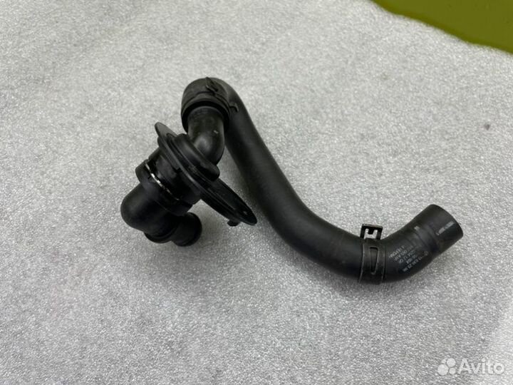 Патрубок Mercedes-Benz C-Class W203 M111.955 2.0